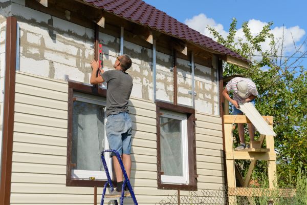 Cost of Handyman Siding Repair in Wentzville