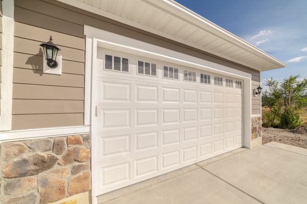Garage Siding Repair in Wentzville